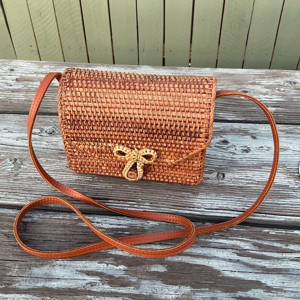 Vintage Brown Woven Crossbody Leather Strap Bag - Picture 1 of 11